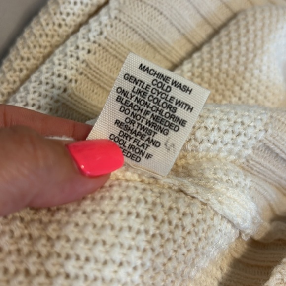 Jessica Simpson relaxed fit Beige Striped Cardigan button down V neck cropped M - Picture 10 of 14